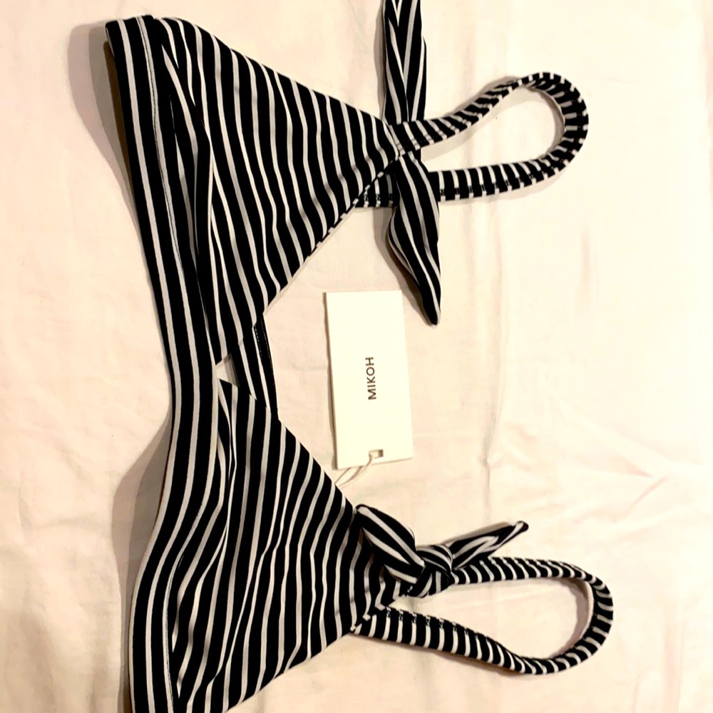 Mikoh Medium Top
